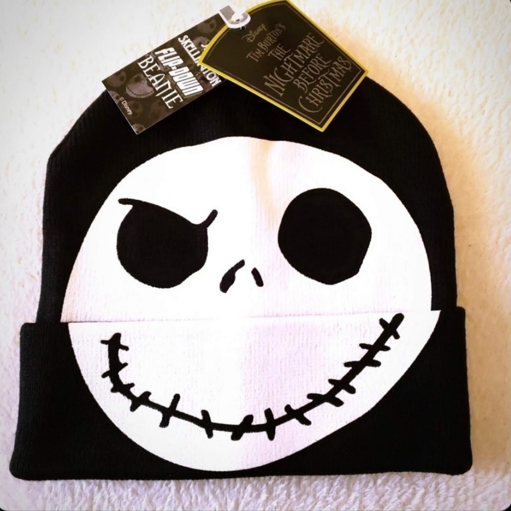 Jack skellington hybrid flip down beanie